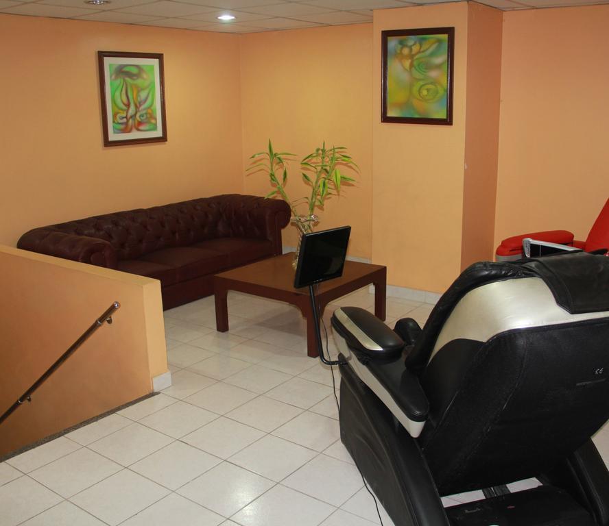 Hotel La Torre Guayaquil Exterior photo
