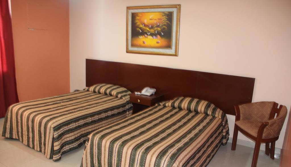 Hotel La Torre Guayaquil Room photo