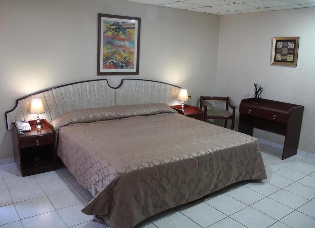 Hotel La Torre Guayaquil Exterior photo